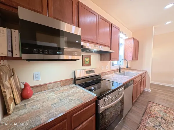 $450,000 | 104 Marion Road, Oak Ridge, TN 37830