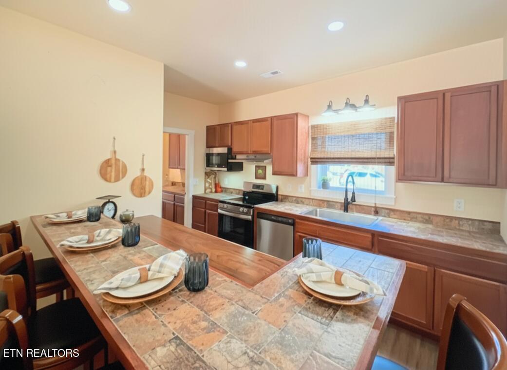 104 Marion Road Oak Ridge, TN 37830 - Photo 8 of 18 8