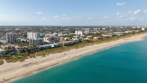 $1,295,000 | 2155 South Ocean Boulevard South, Unit 19, Delray Beach, FL 33483