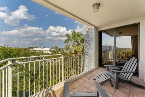 $1,295,000 | 2155 South Ocean Boulevard South, Unit 19, Delray Beach, FL 33483