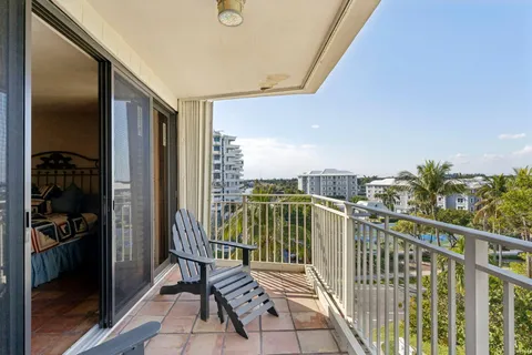 $1,295,000 | 2155 South Ocean Boulevard South, Unit 19, Delray Beach, FL 33483