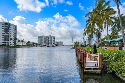 $1,295,000 | 2155 South Ocean Boulevard South, Unit 19, Delray Beach, FL 33483