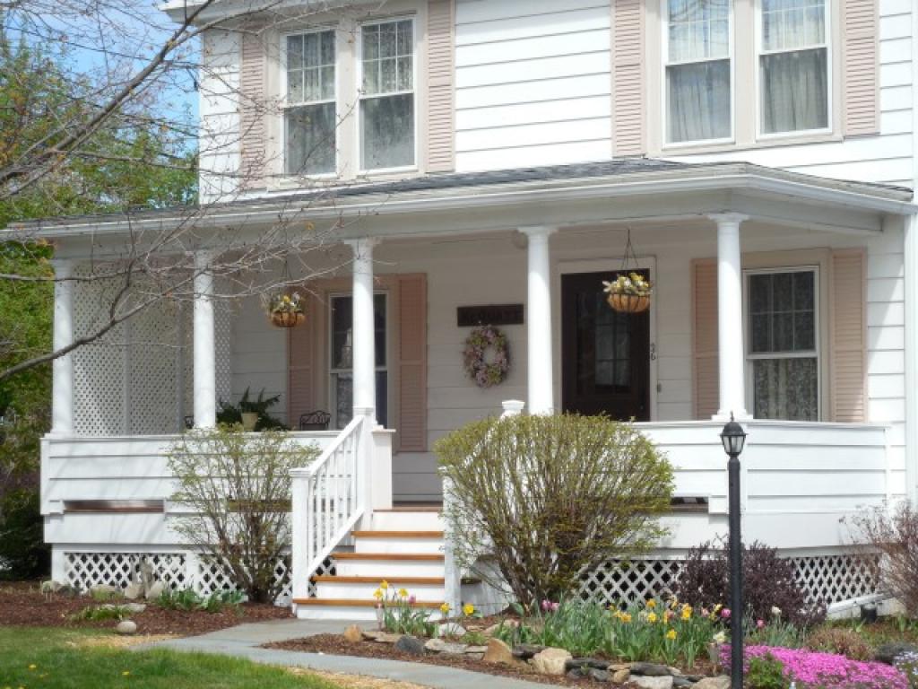 26 Lafayette Street Rutland, VT 05701 - Photo 2 of 30
