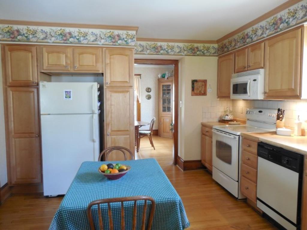 26 Lafayette Street Rutland, VT 05701 - Photo 11 of 30