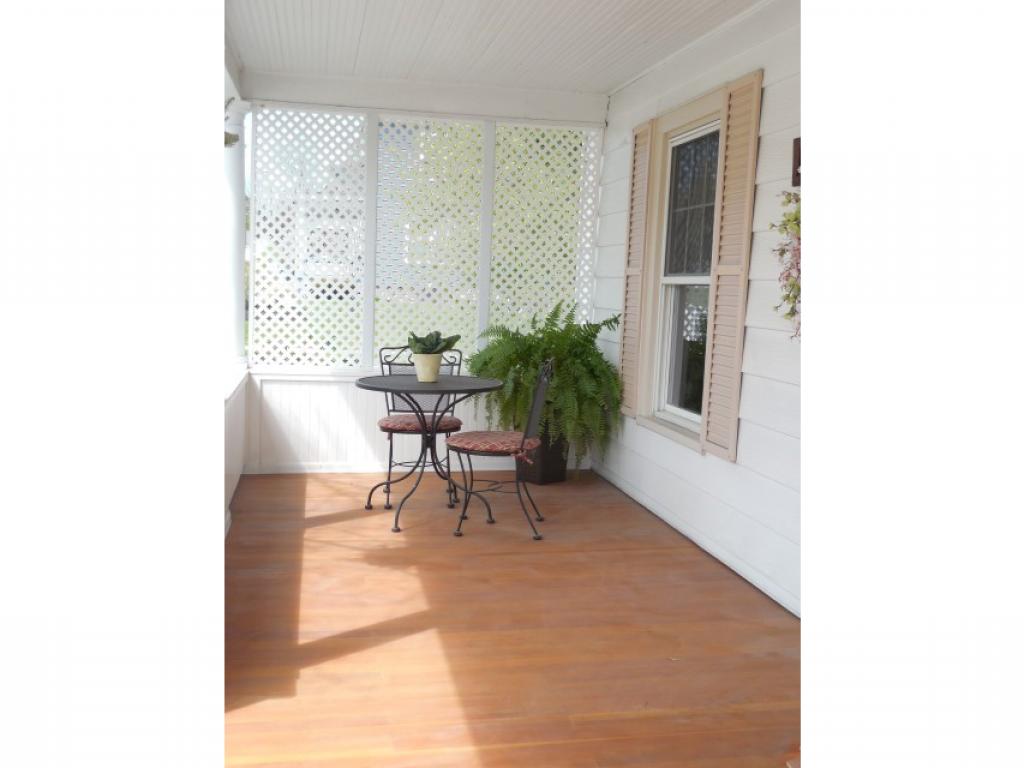 26 Lafayette Street Rutland, VT 05701 - Photo 3 of 30