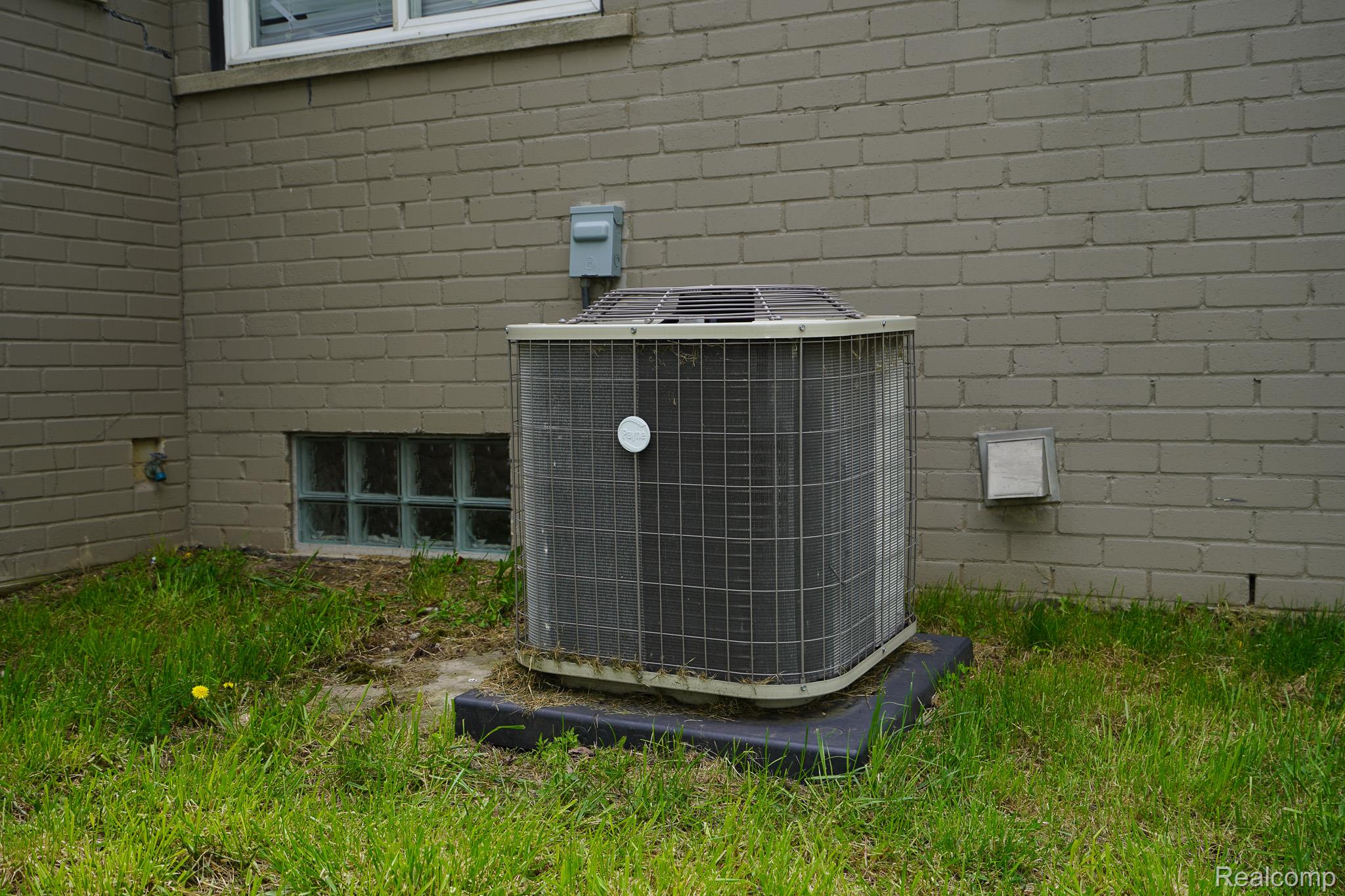 5367 East Thirteen Mile Road Warren, MI 48092 - Photo 61 of 63 DDS02871.jpg