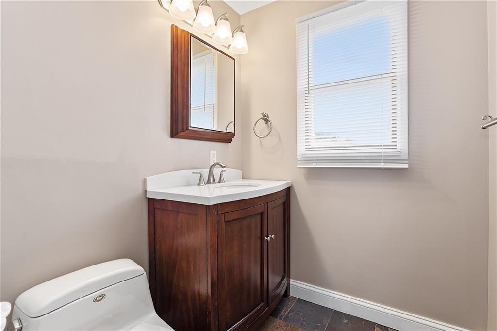 3748 Willett Road Pittsburgh, PA 15227 - Photo 17 of 23 Gallery Image 17
