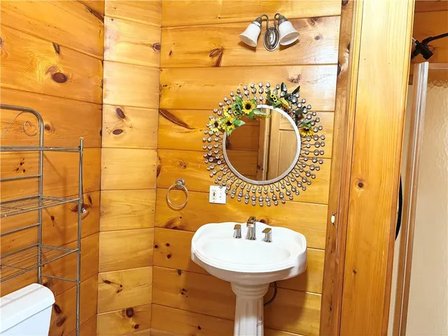 $2,200 | 368 White Pine Crossover, Jasper, GA 30143