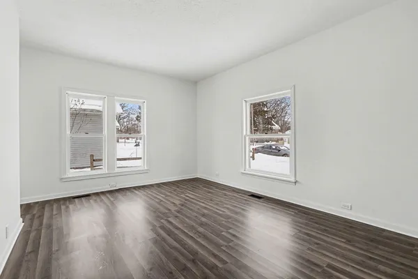 $199,999 | 412 Oak Street, Dowagiac, MI 49047