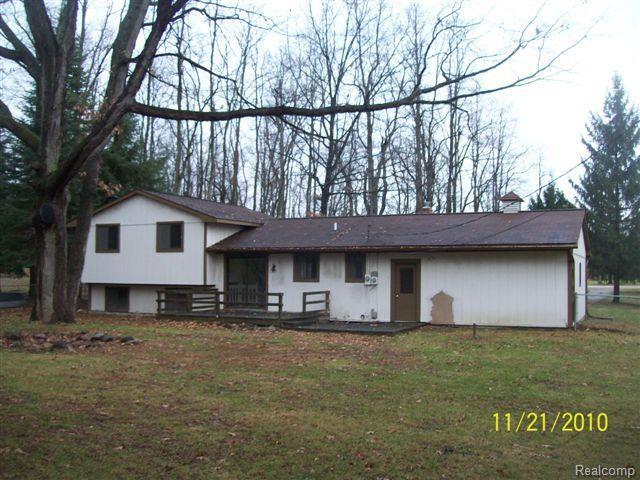 10805 Rattalee Lake Road Davisburg, MI 48350 - Photo 3 of 13 rattalee lk 10805 005