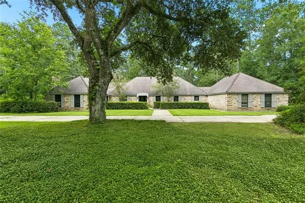 $849,900 | 721 Highway 1085, Madisonville, LA 70447