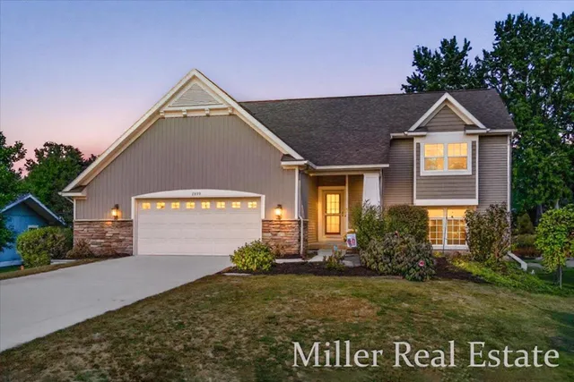 $469,900 | 2899 Loehrs Landing Drive, Hastings, MI 49058