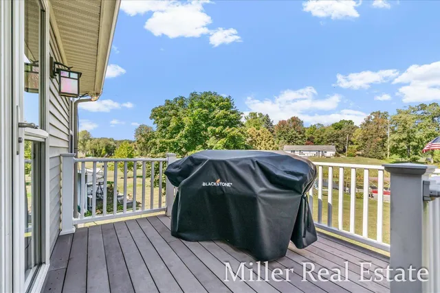 $469,900 | 2899 Loehrs Landing Drive, Hastings, MI 49058