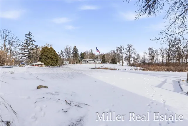 $469,900 | 2899 Loehrs Landing Drive, Hastings, MI 49058