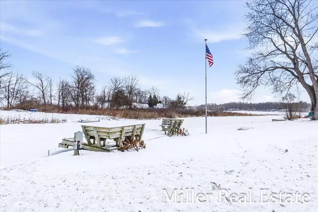 $469,900 | 2899 Loehrs Landing Drive, Hastings, MI 49058