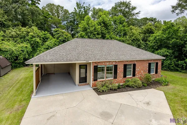 $198,500 | 33892 Cedar Ridge Court, Denham Springs, LA 70706