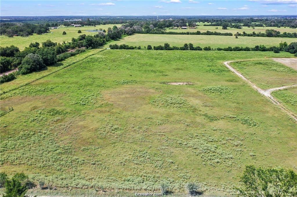 12199 Batson Loop Normangee, TX 77871 - Photo 4 of 7