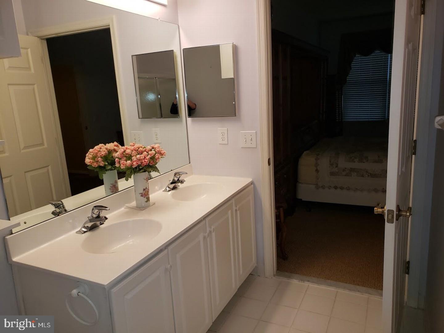 1221 Hogan Green Drive Springfield, PA 19064 - Photo 20 of 28