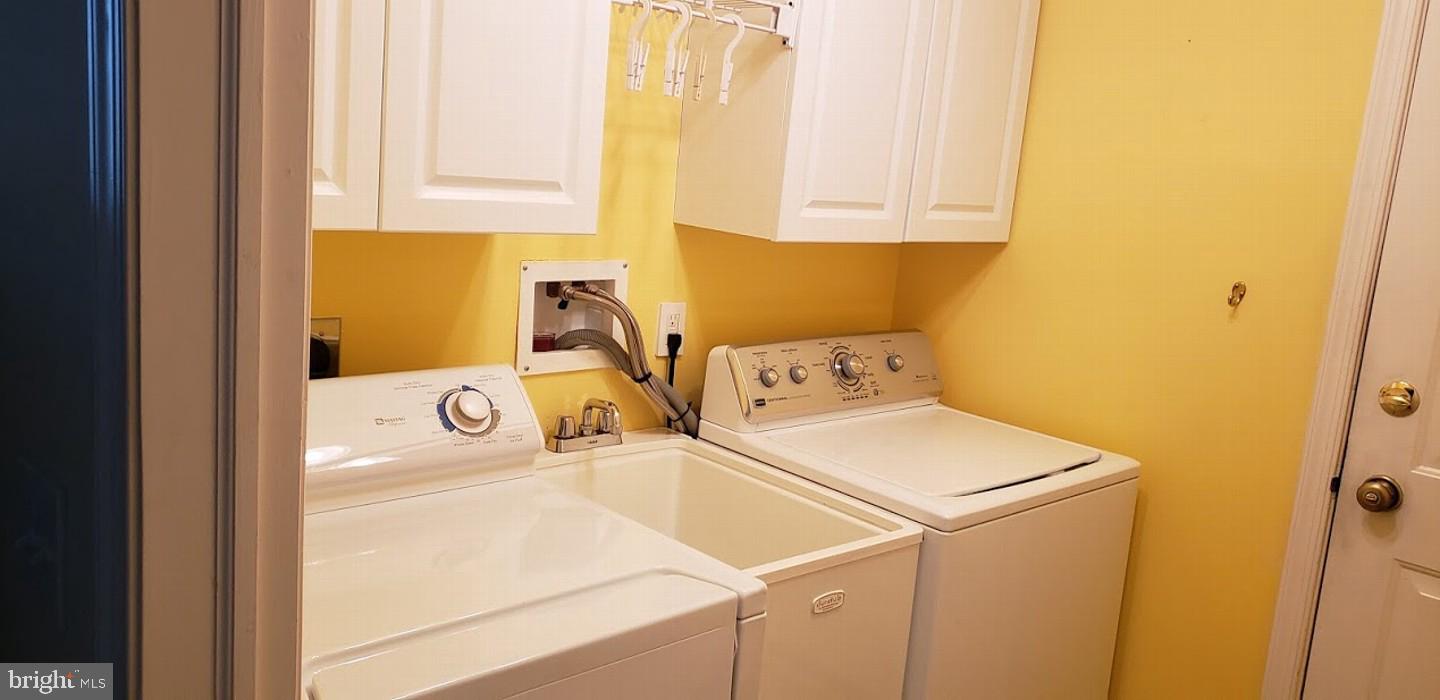 1221 Hogan Green Drive Springfield, PA 19064 - Photo 5 of 28