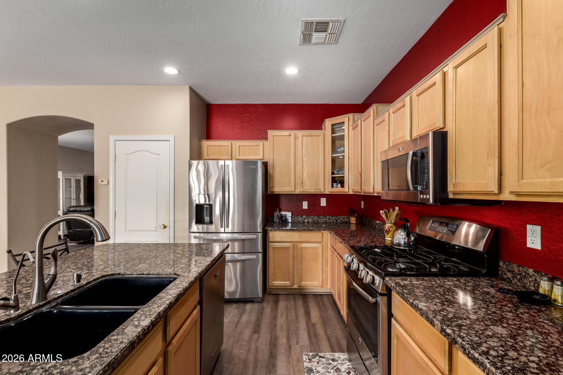 12937 West Flower Street Avondale, AZ 85392 - Photo 12 of 29 12 - Flower