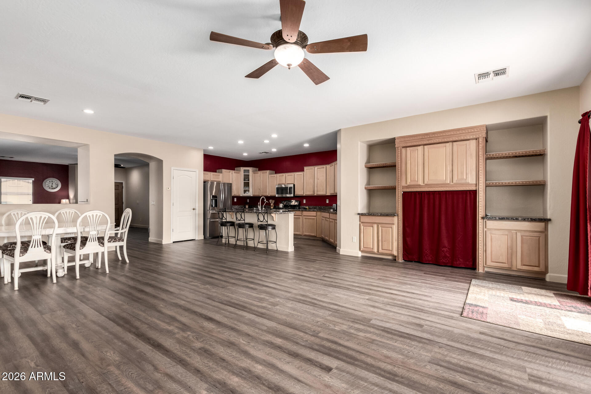 12937 West Flower Street Avondale, AZ 85392 - Photo 9 of 29 09 - Flower