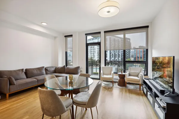 $3,150 | 1240 South 2nd Street, Unit 308, Minneapolis, MN 55415