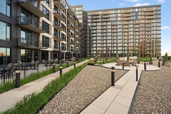 $3,150 | 1240 South 2nd Street, Unit 308, Minneapolis, MN 55415