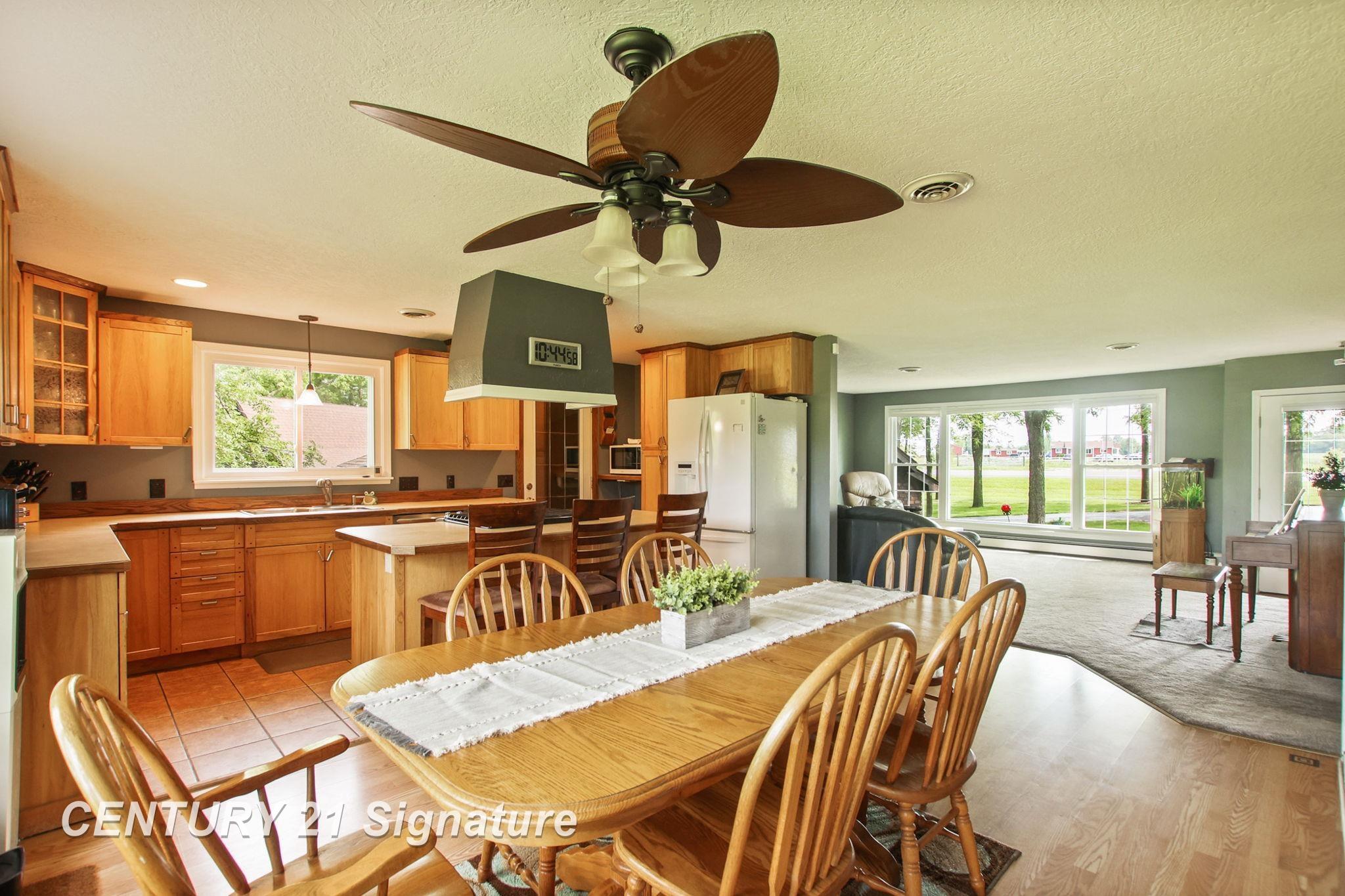 6315 Midland Road Freeland, MI 48623 - Photo 13 of 98