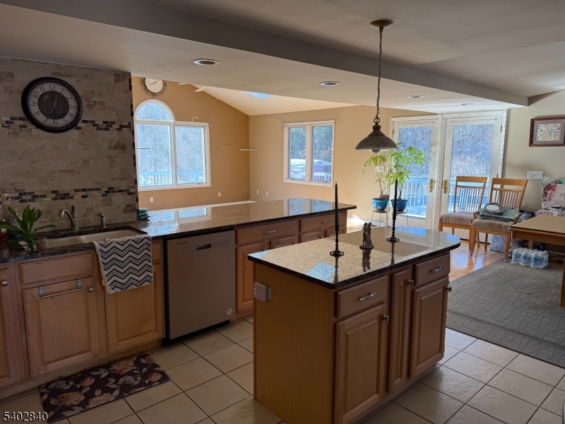 5 Park Lane Oak Ridge, NJ 07438 - Photo 3 of 6