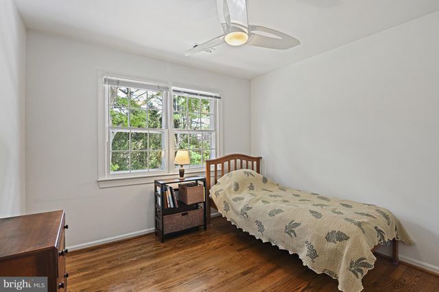 $1,610,500 | 7009 Hamel Hill Court, McLean, VA 22101