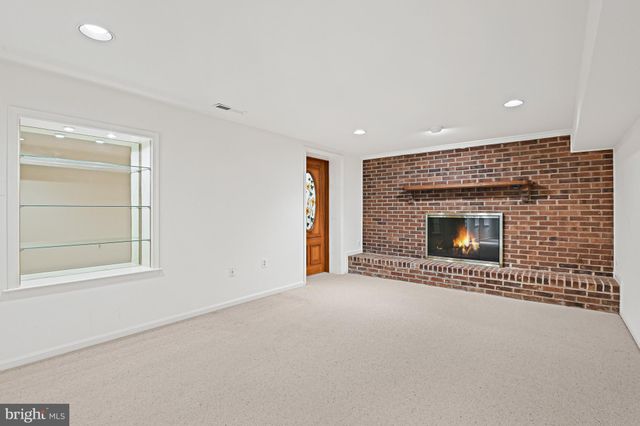 $1,610,500 | 7009 Hamel Hill Court, McLean, VA 22101