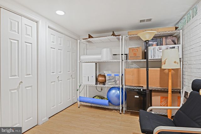 $1,610,500 | 7009 Hamel Hill Court, McLean, VA 22101