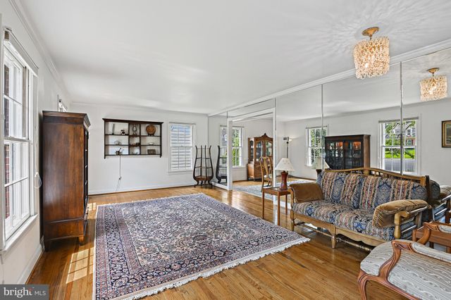 $1,610,500 | 7009 Hamel Hill Court, McLean, VA 22101