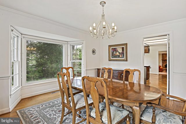 $1,610,500 | 7009 Hamel Hill Court, McLean, VA 22101