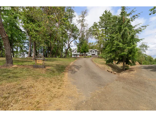 $749,000 | 322 Monta Vista Lane, Roseburg, OR 97471