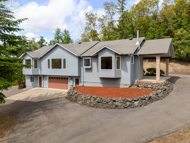 $749,000 | 322 Monta Vista Lane, Roseburg, OR 97471