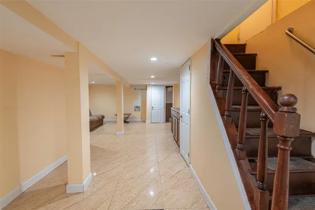 $729,000 | 459 Roquette Avenue, Floral Park, NY 11001