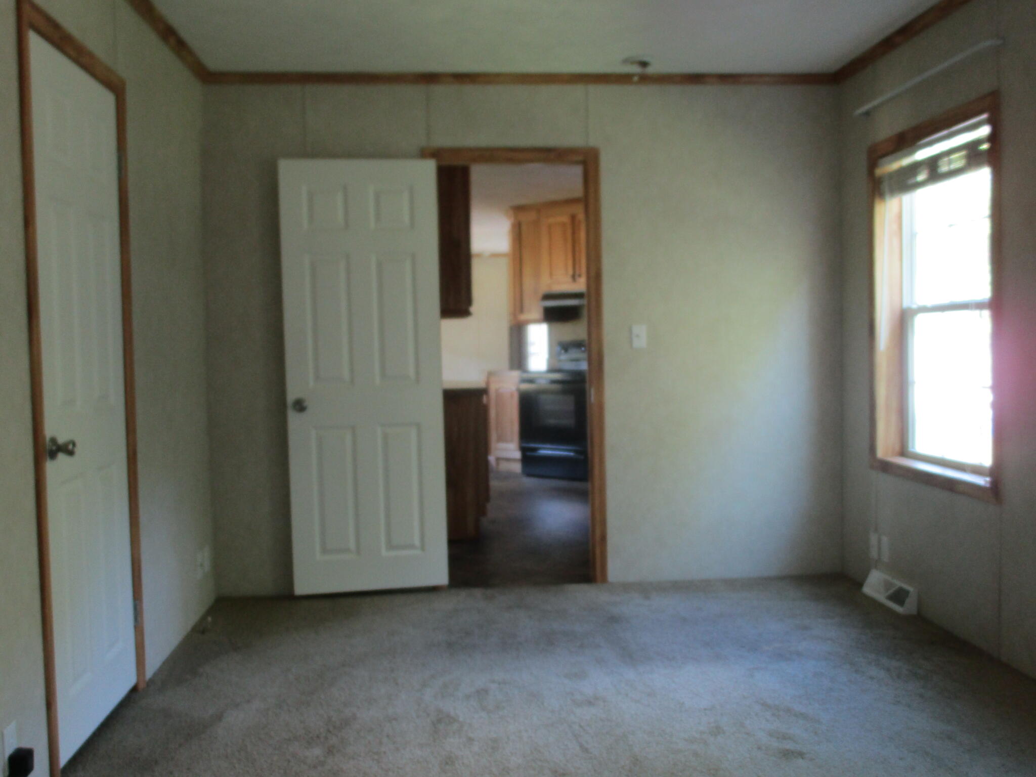 38 Military Road South Paris, ME 04281 - Photo 13 of 15 Ted8