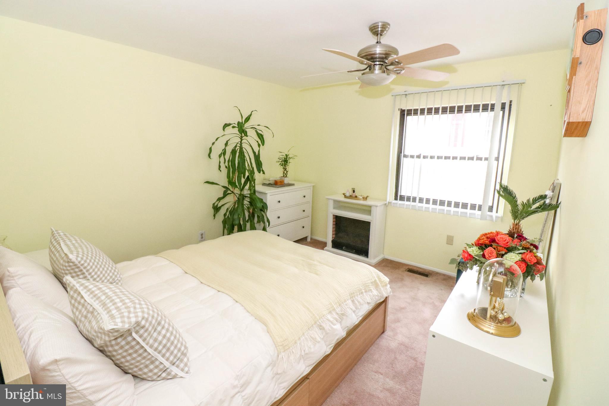 9364 Neil Road, Unit B Philadelphia, PA 19115 - Photo 12 of 14