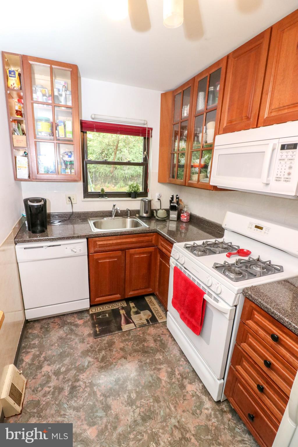 9364 Neil Road, Unit B Philadelphia, PA 19115 - Photo 6 of 14