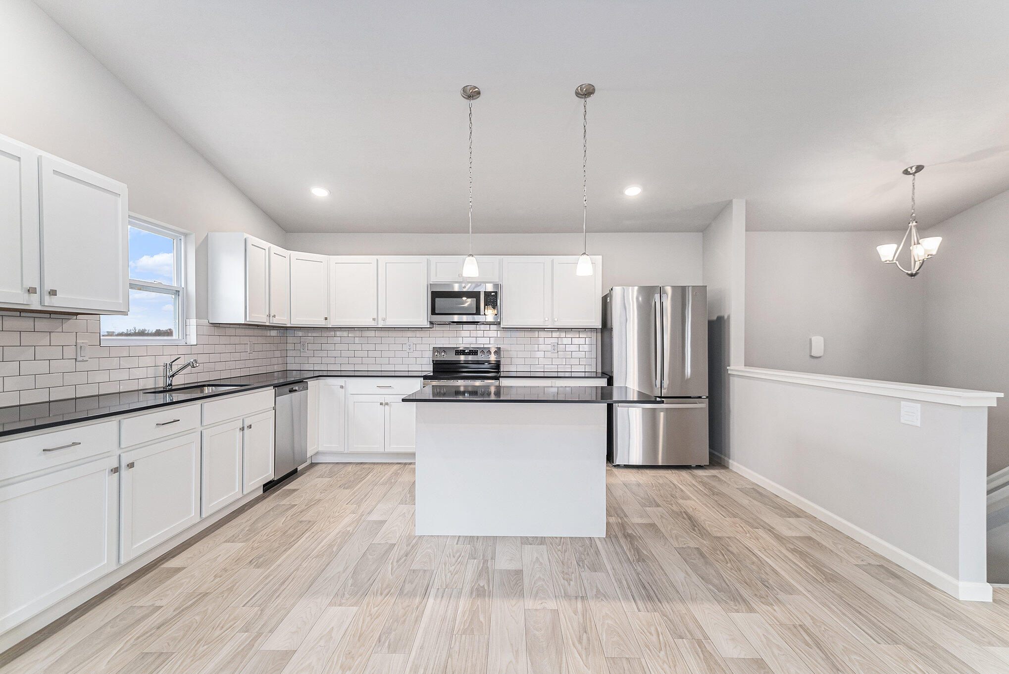 Lot 17 Field Crest Point Ionia, MI 48846 - Photo 5 of 22 WLG017-i2060-Kitchen2