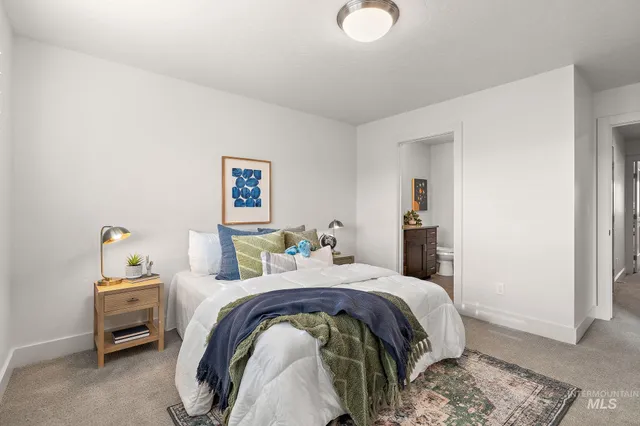 $650,000 | 3033 South Trailwood Way, Boise, ID 83716