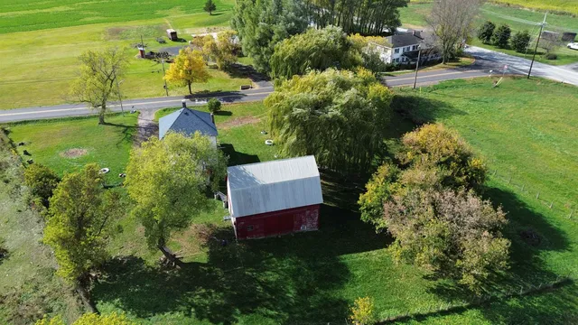 $299,900 | 180 E Shore South, Grand Isle, VT 05458