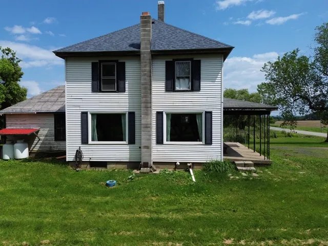 $299,900 | 180 E Shore South, Grand Isle, VT 05458