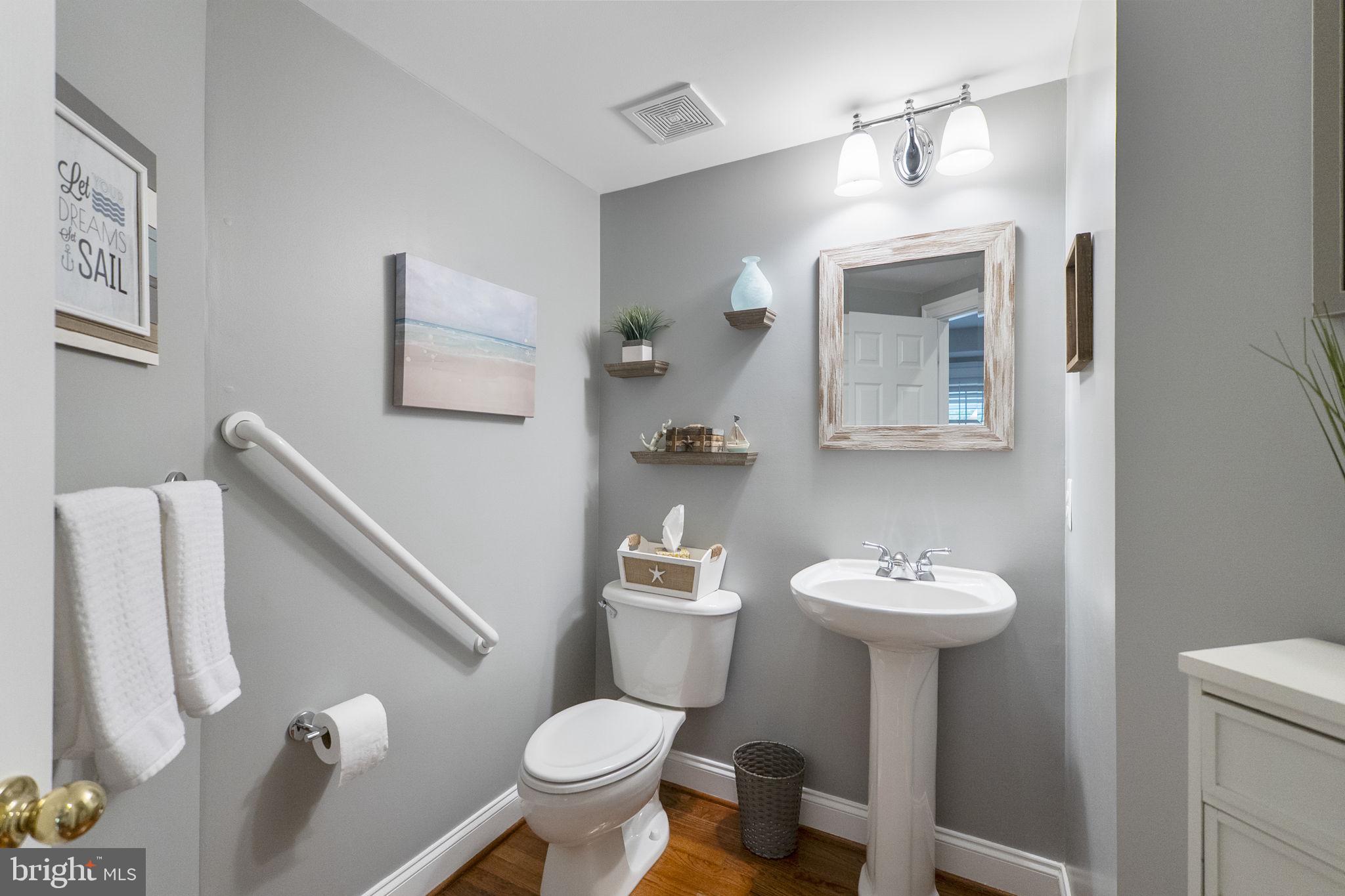 23128 Persimmon Ridge Road Clarksburg, MD 20871 - Photo 22 of 66 Half bath