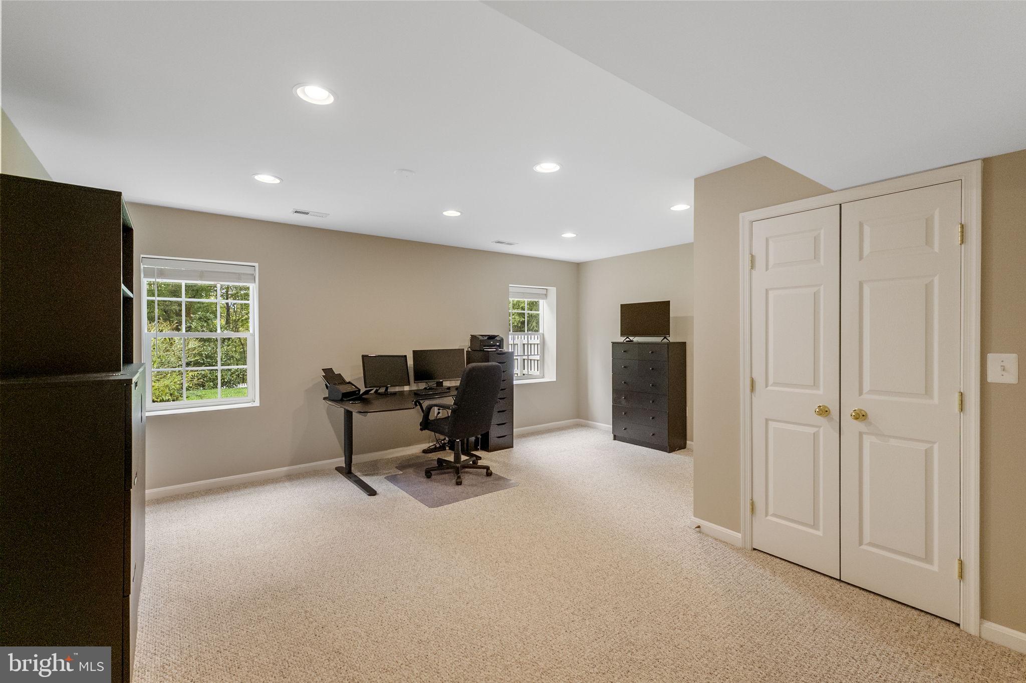 23128 Persimmon Ridge Road Clarksburg, MD 20871 - Photo 36 of 66 Additional bedroom