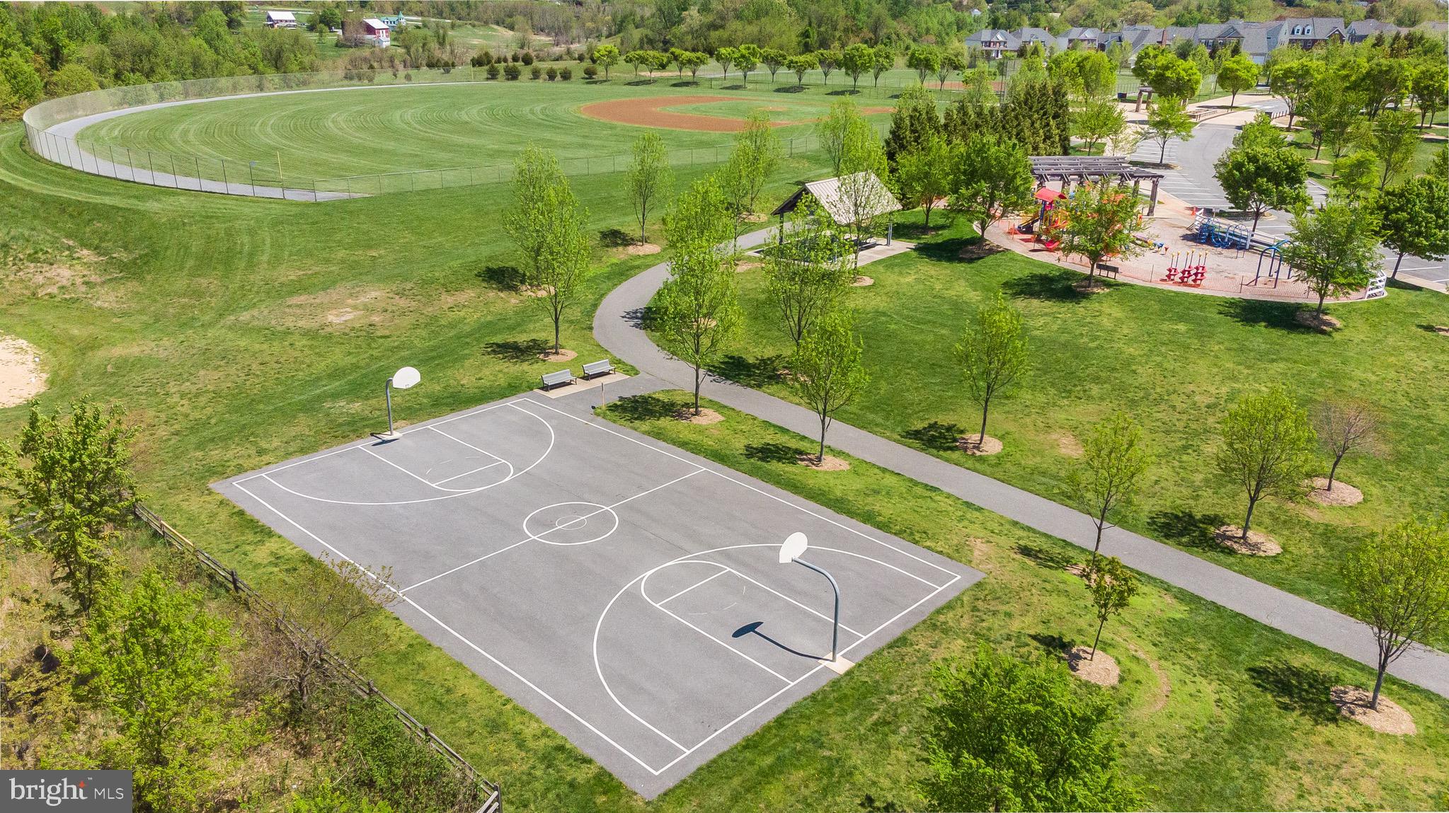 23128 Persimmon Ridge Road Clarksburg, MD 20871 - Photo 65 of 66 Sports courts