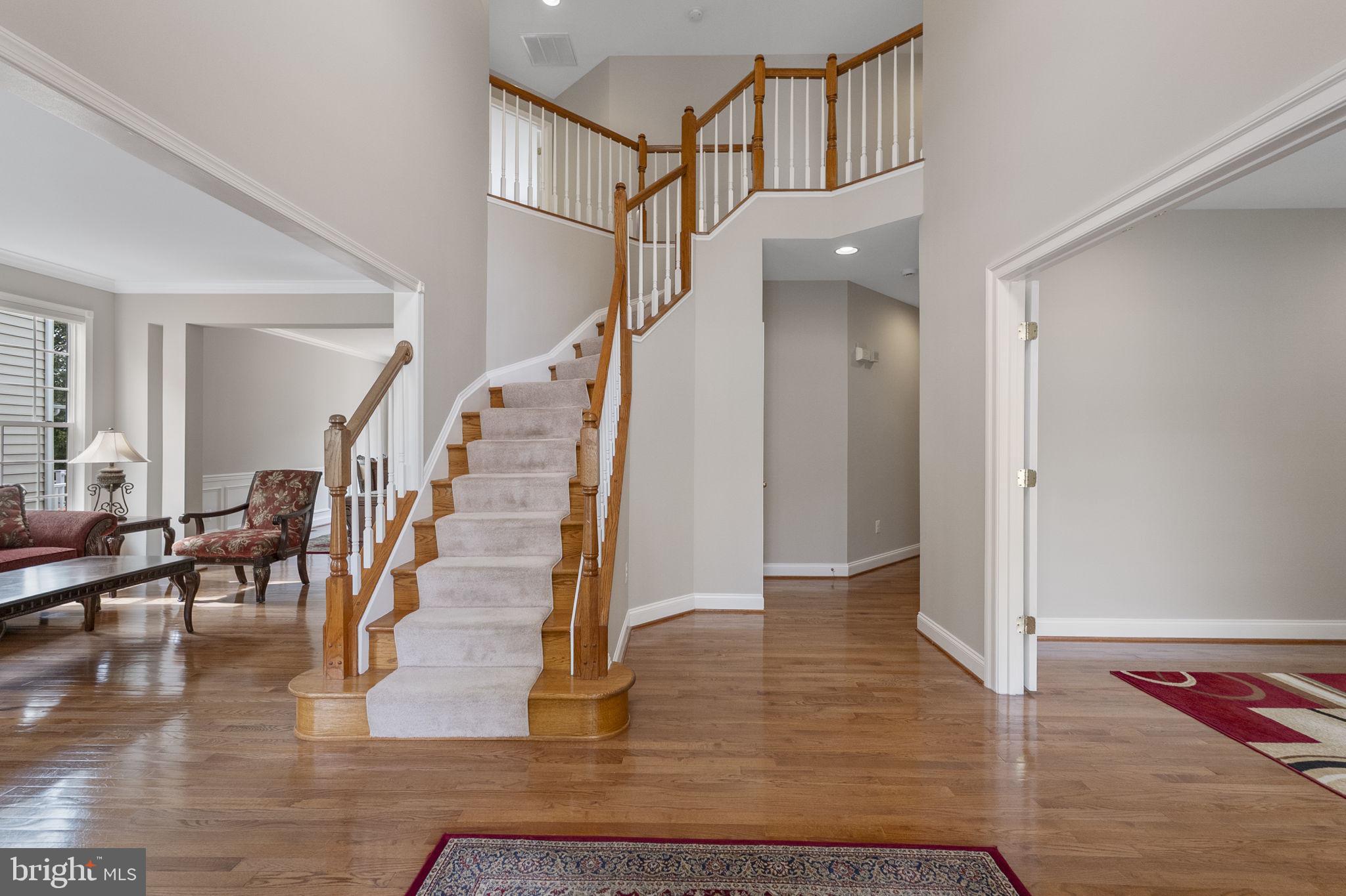 23128 Persimmon Ridge Road Clarksburg, MD 20871 - Photo 9 of 66 Welcome home!
