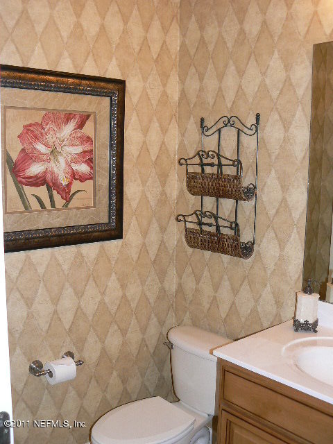 1655 Dolph Road Jacksonville, FL 32220 - Photo 8 of 8 bath