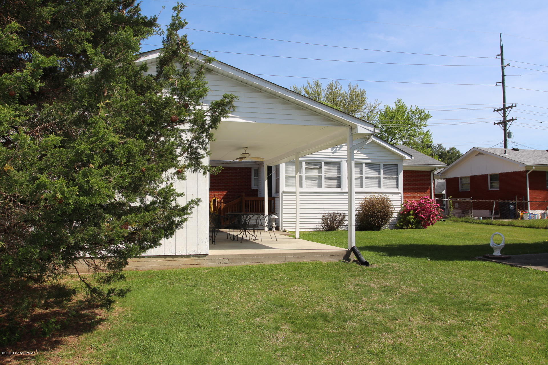 2418 Farnsley Road Louisville, KY 40216 - Photo 30 of 35 2418 Farnsley Road